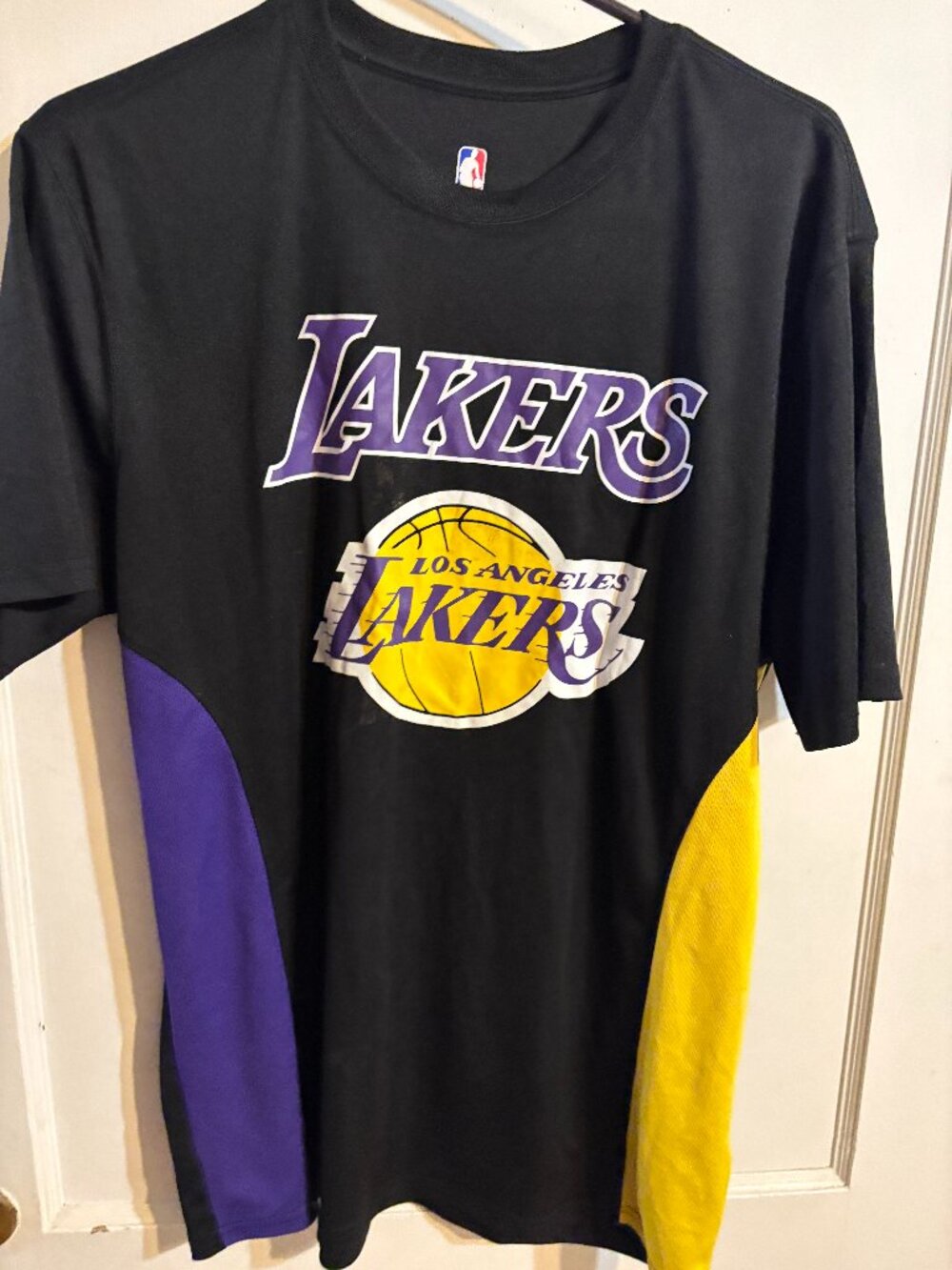 Los Angeles Lakers Shirt Men’s Size Large NBA